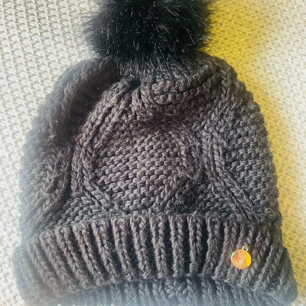 Guess Black Knit Beanie